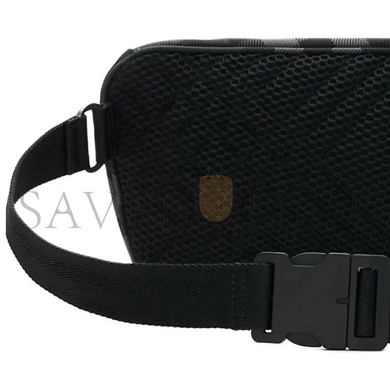 Bv*b*rry grid crossbody waist bag 80974111 (27*14*7cm)